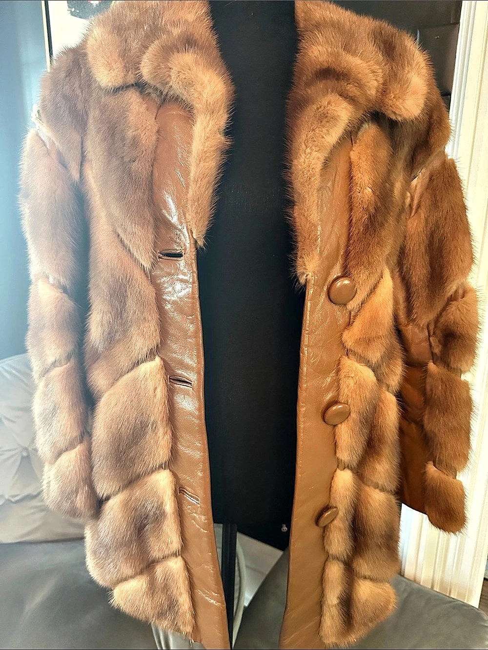 Vintage H.C. Fur Corp. genuine mink Brown Fur Coat size small